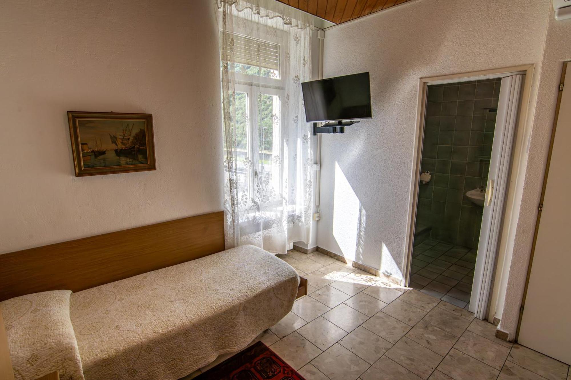 Albergo Stazione Bodio Экстерьер фото